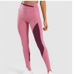 🏋🏽‍♀️GYMSHARK • Like New Asymmetric Leggings